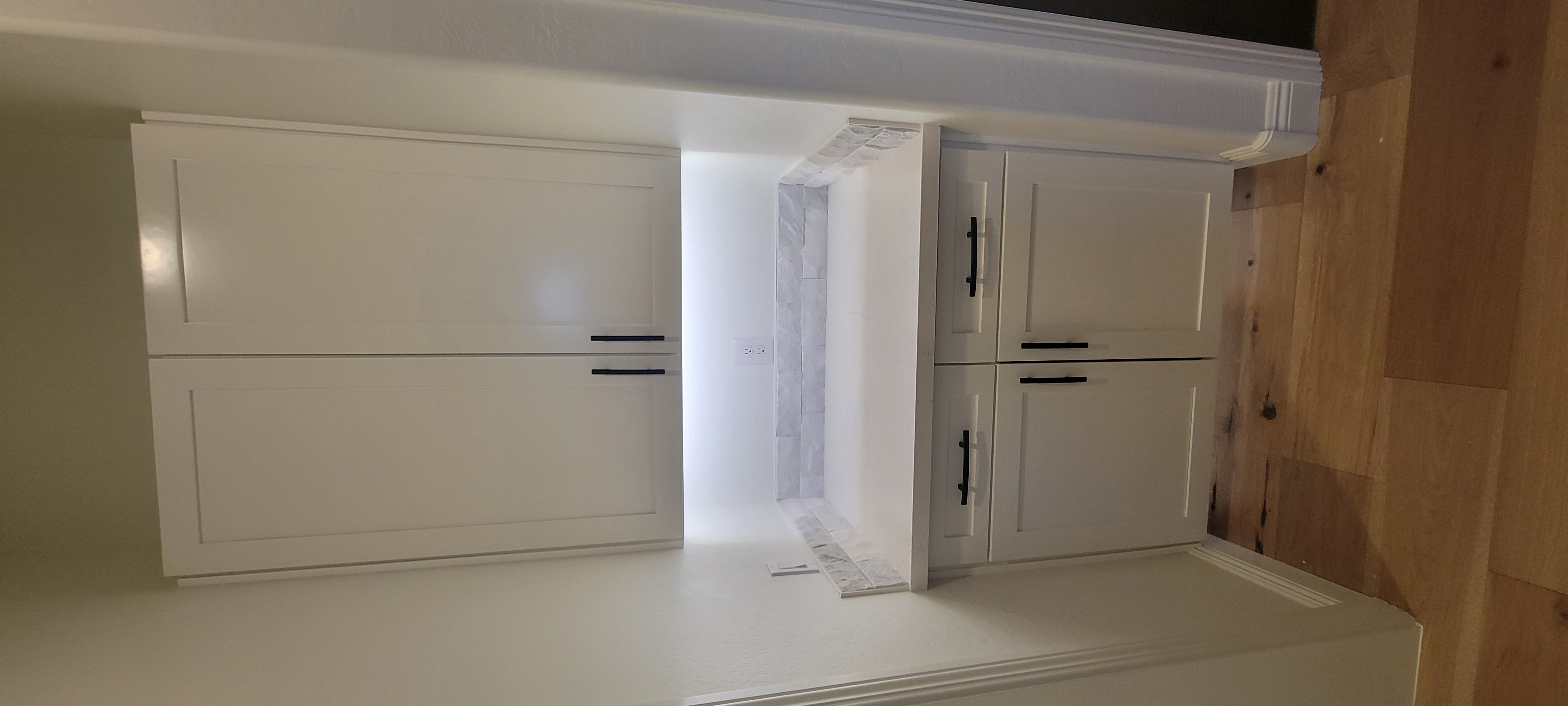 Entryway storage